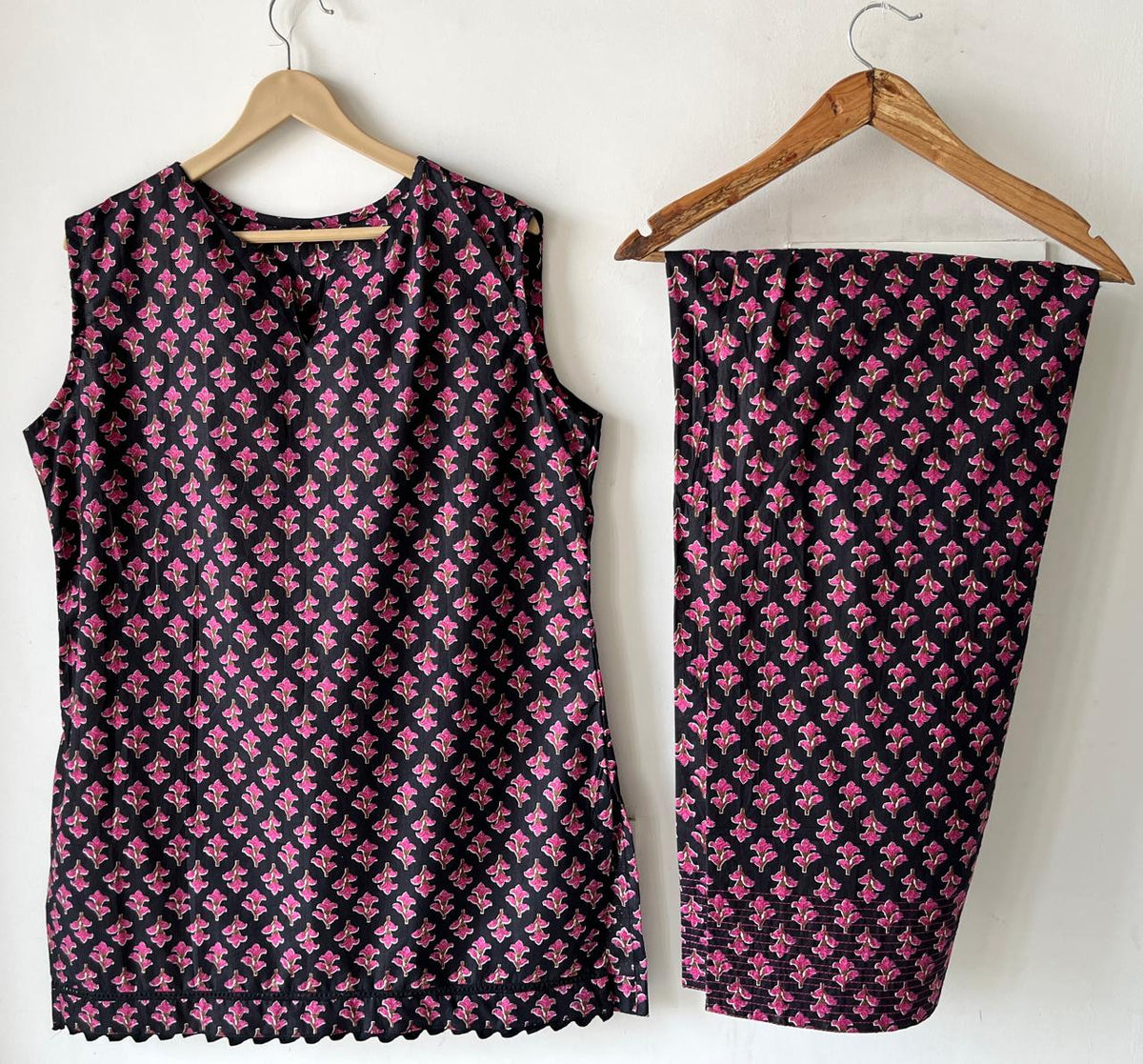 Black and Pink Block-Print Cotton Sleeveless Kurta with Salwar Set